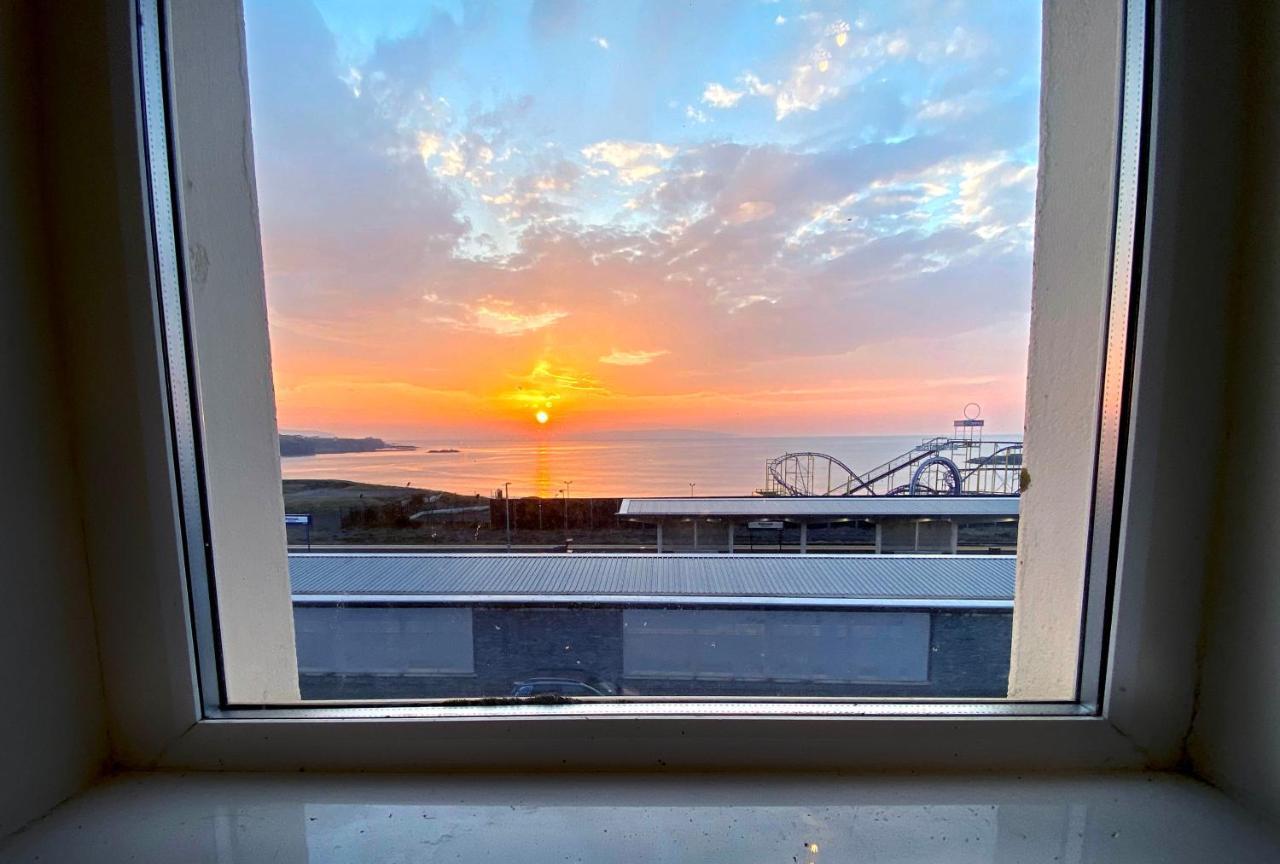 Entire Penthouse Apartment With Sea Views بورتراش المظهر الخارجي الصورة
